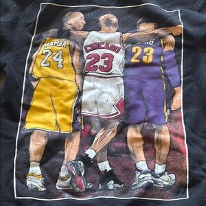 Graphic Sweatshirt with Iconic Basketball Players